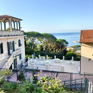 Oasi Regina Pacis Bed & Breakfast